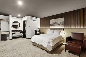 The Hermann Motel