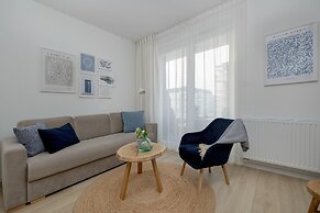 Marina Residence Studio 47A by Renters