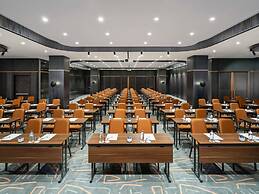 Mövenpick Hotel Istanbul Marmara Sea