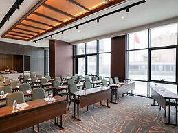 Mövenpick Hotel Istanbul Marmara Sea