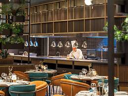 Mövenpick Hotel Istanbul Marmara Sea