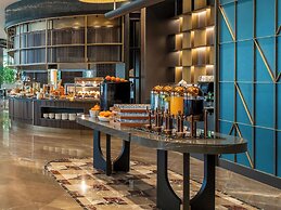 Mövenpick Hotel Istanbul Marmara Sea