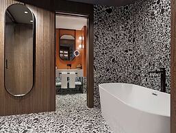 Mövenpick Hotel Istanbul Marmara Sea