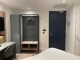 OZO Hotels Antares Airport