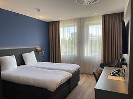 OZO Hotels Antares Airport