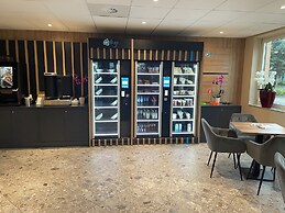 OZO Hotels Antares Airport