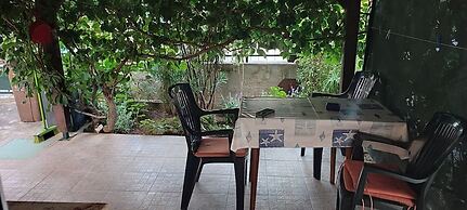 Kate - Free Parking - A2 Sandra