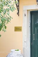 Maxim Suite in Corfu
