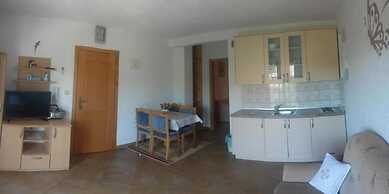 Maca - Seaview & Private Parking - A2