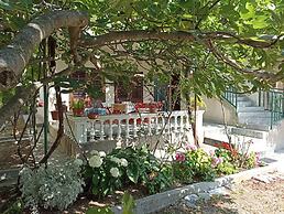 Slavica - Free Wifi - A2