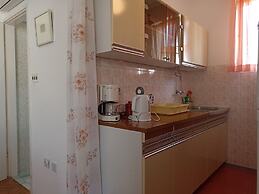 Slavica - Free Wifi - A2