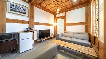 Gyeongju Hanokstay Darak