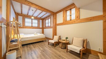 Gyeongju Hanokstay Darak