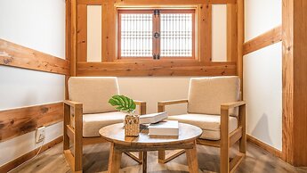 Gyeongju Hanokstay Darak