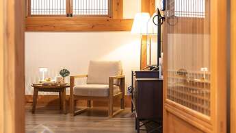 Gyeongju Hanokstay Darak
