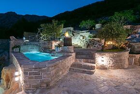 Three Holiday Homes - H1 Azur