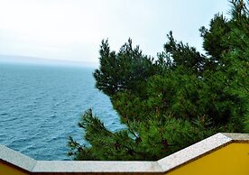 Maris - Next to the Beach - A1