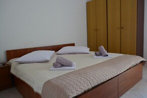 Maris - Next to the Beach - A1