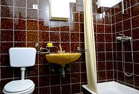 Maris - Next to the Beach - A1