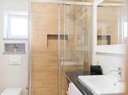 Mihael Holiday House