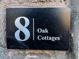 8 Oak Cottages