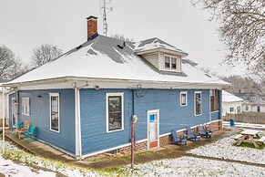 Depue Vacation Rental < 1 Mi to the Lake!