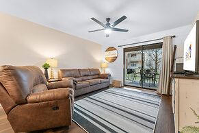 Elite Escape 2 Bedroom Condo by RedAwning