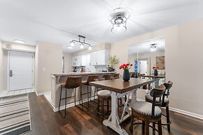 Elite Escape 2 Bedroom Condo by RedAwning