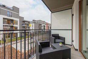 Luxurious Grey Apartment by Renters