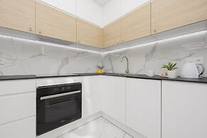 Luxurious Grey Apartment by Renters