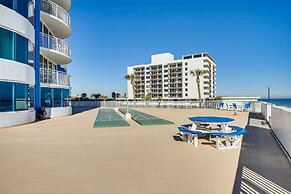Beachfront Daytona Condo w/ Pool & Hot Tub Access!