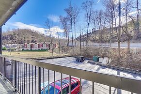 Gatlinburg Vacation Rental - Walk Downtown!