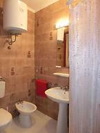 Intimate Coastline Studio With Swimming Pool