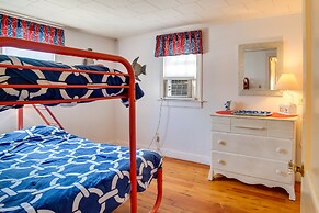 Coastal Cape Cod Charmer: Walk to Beach & Main St!
