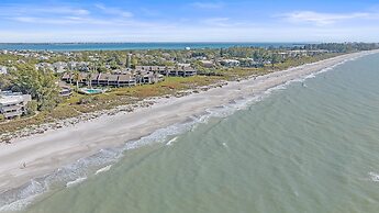 Surf And Turf At Cedars East 2 Bedroom Townhouse by RedAwning