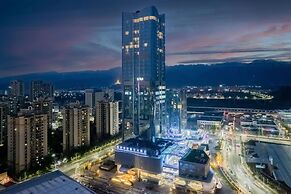 HOJO China Communications Construction Plaza Chongqing