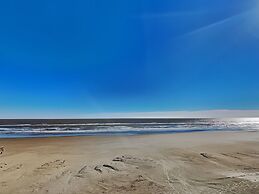 Seascape 1208-jewel on the Beach