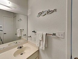 Bay House Condos #2106 - La Buena Vida