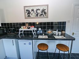 The Old Well Bungalow - Ty Mawr Farm