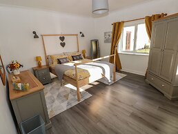 The Old Well Bungalow - Ty Mawr Farm