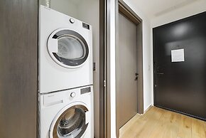 Luxury apt Bay View Near Bayfront Park