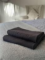 Impeccable 4-bed House in Bournemouth