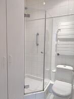 Eiffel Edge Escape (30 mètres de la Tour Eiffel)