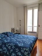 Eiffel Edge Escape (30 mètres de la Tour Eiffel)