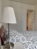 Eiffel Edge Escape (30 mètres de la Tour Eiffel)