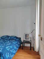 Eiffel Edge Escape (30 mètres de la Tour Eiffel)