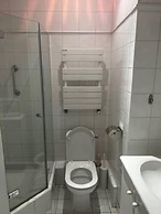 Eiffel Edge Escape (30 mètres de la Tour Eiffel)