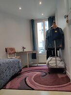 Eiffel Edge Escape (30 mètres de la Tour Eiffel)