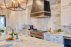 Sleeps 24! Priv Beach Boardwalk, Pool, Ocean View 24 Bradley Cir by Av