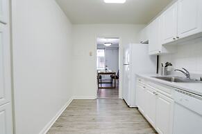 Exclusive Condo with Gym in Crystal City